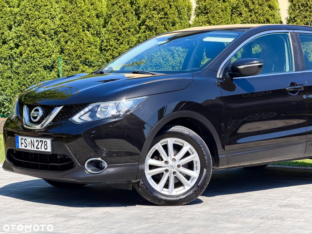 Nissan Qashqai 1.6 dCi 4 x 4 DPF tekna - 11