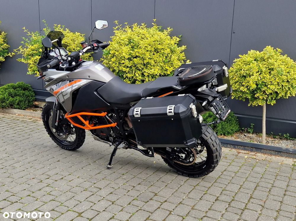 KTM Adventure - 7