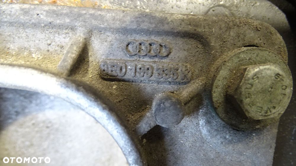 PAS PRZEDNI AUDI A4 B6 2.0 ALT - 18