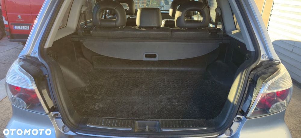 Mitsubishi Outlander - 7