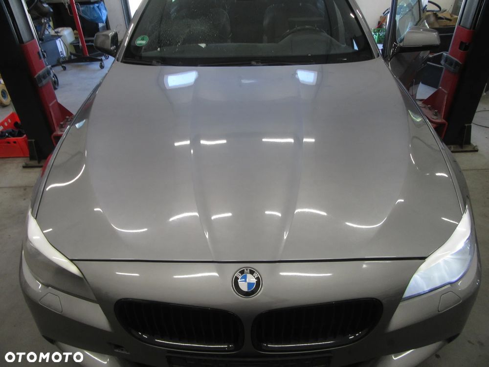 Maska przód przednia BMW 5 F10 F11 a52 space grau metallic - 4