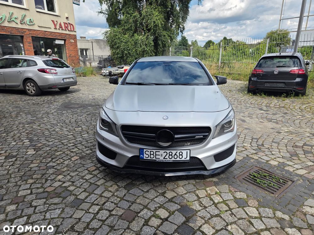 Mercedes-Benz CLA 45 AMG 4Matic 7G-DCT - 5