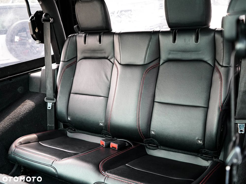 Jeep Wrangler 2.0 T-GDI Hardtop AWD Automatik Rubicon - 23