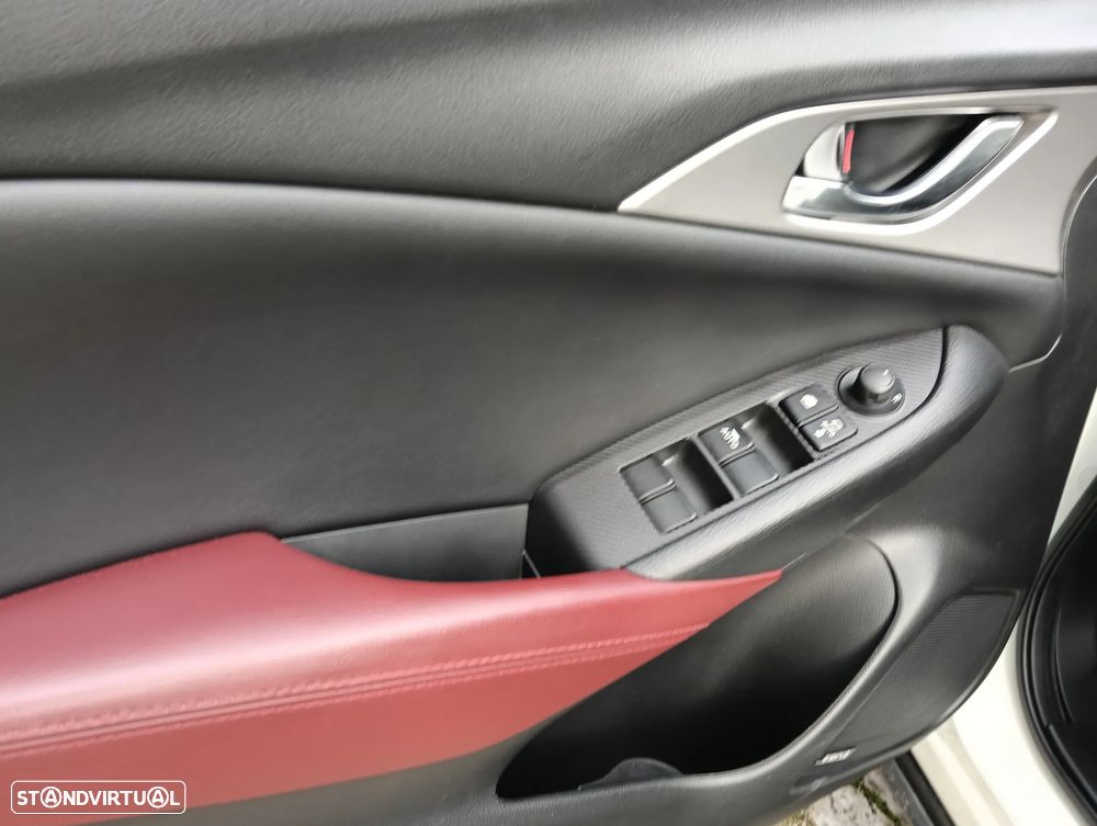 Mazda CX-3 1.5 Sky.Excellence HT Leather White Navi - 23