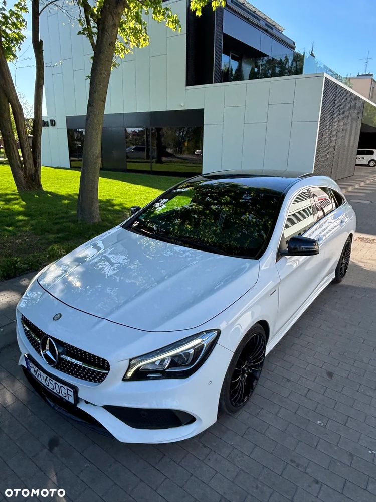 Mercedes-Benz CLA 180 7G-DCT AMG Line - 4