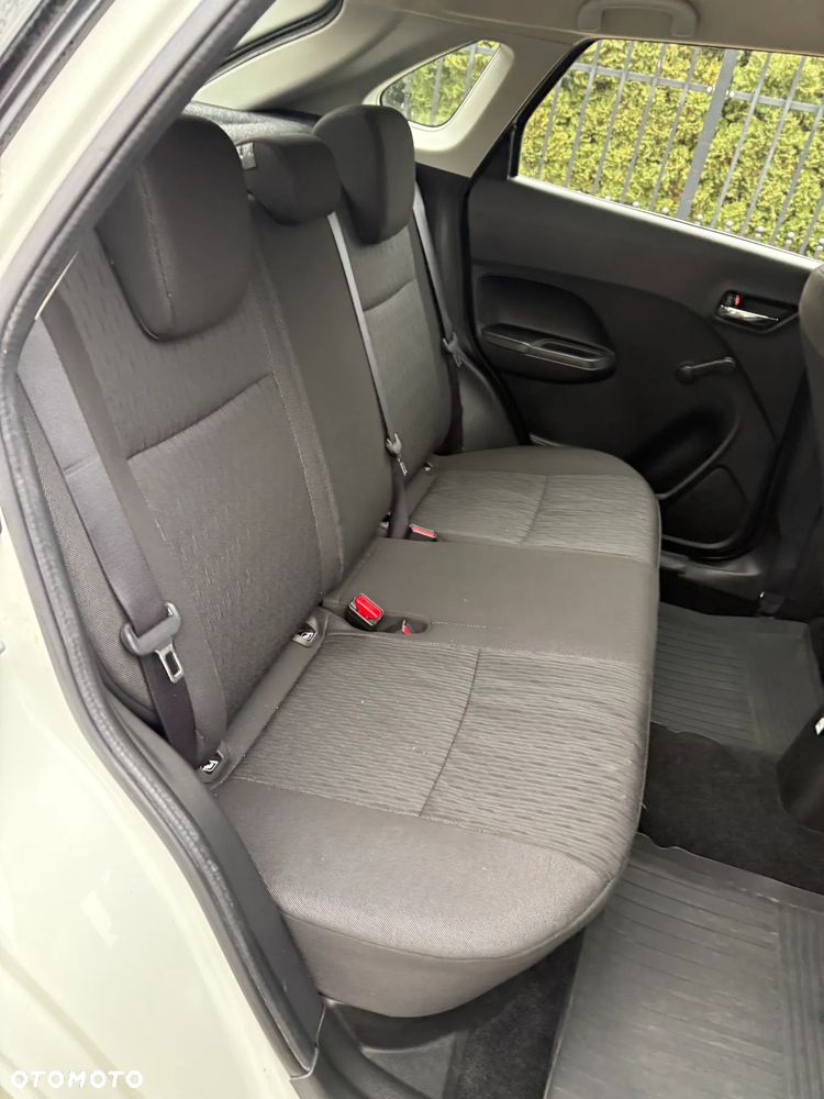 Suzuki Baleno 1.2 Premium - 11