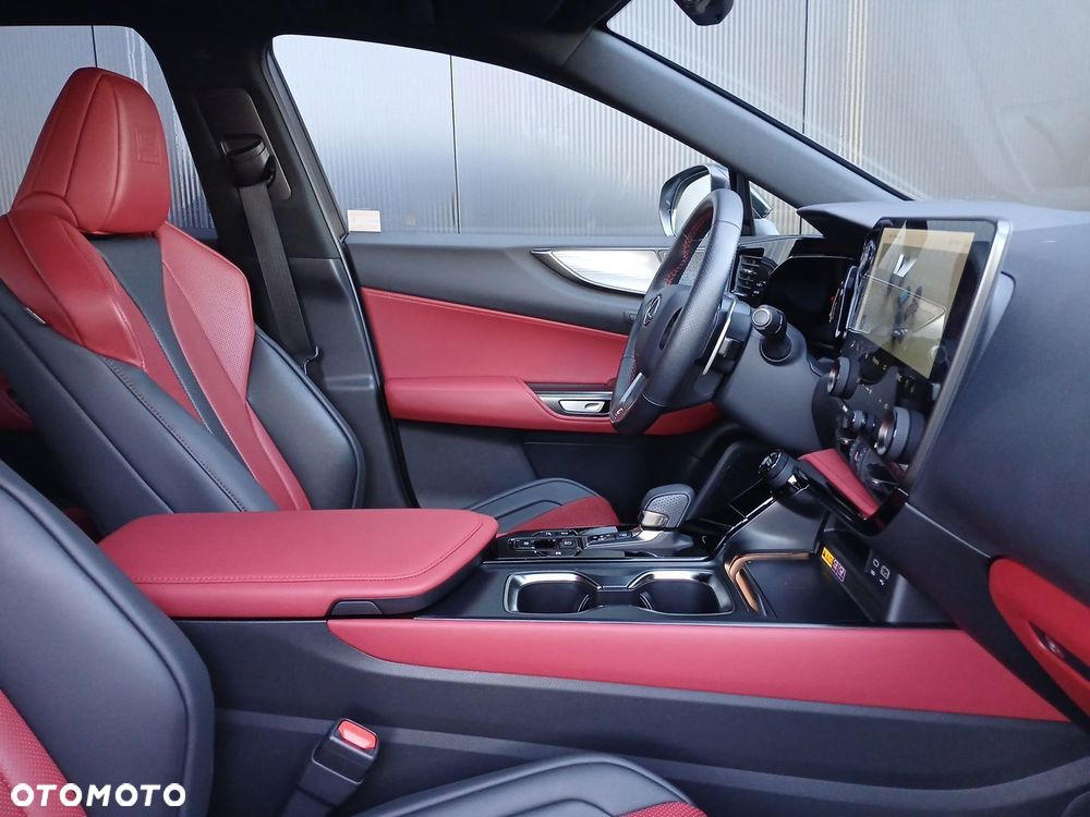 Lexus NX 350h F Sport AWD - 25