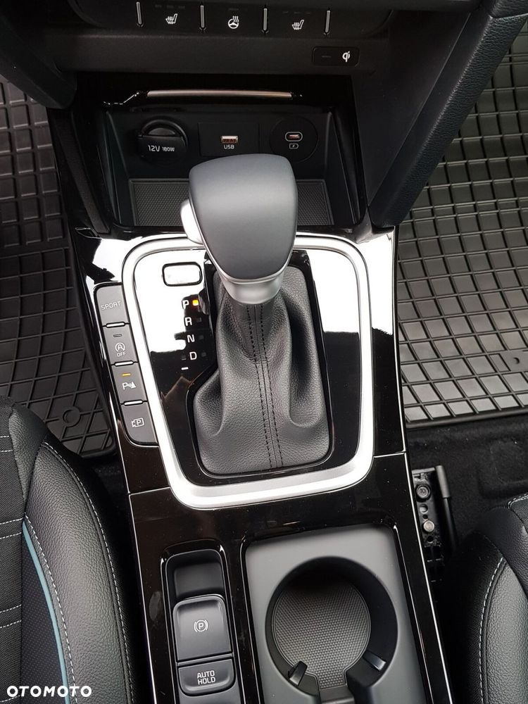 Kia XCeed 1.6 T-GDI Tribute DCT - 21