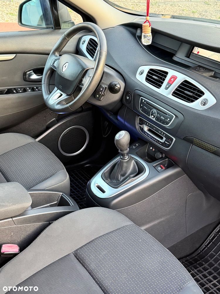 Renault Scenic 1.9 dCi Expression - 9