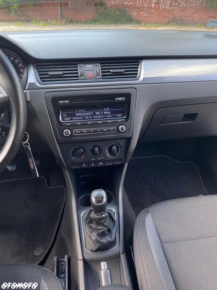 Skoda RAPID 1.2 TSI Active - 23