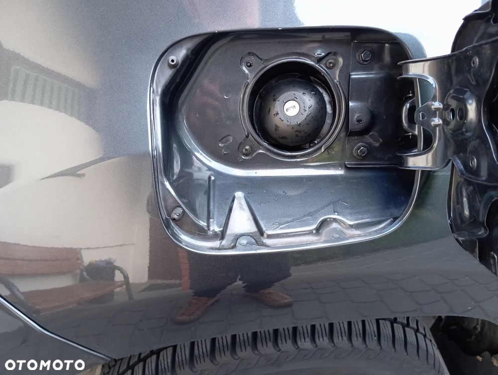 Dacia Duster 1.6 SCe Laureate S&S - 37