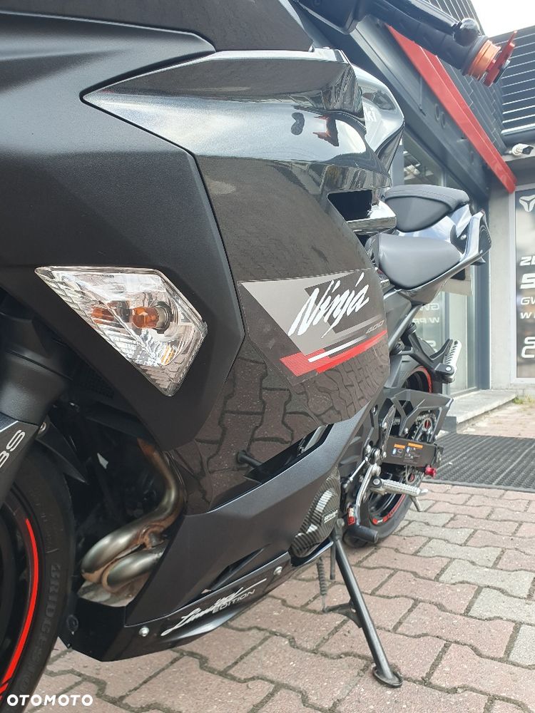 Kawasaki Ninja 400 - 27
