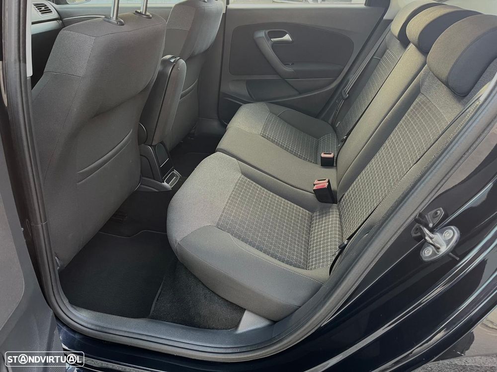 VW Polo 1.0 Confortline - 14