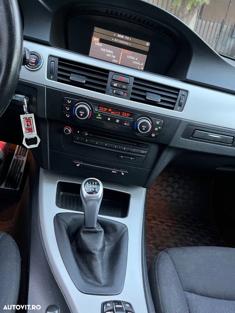 BMW Seria 3 318d - 5