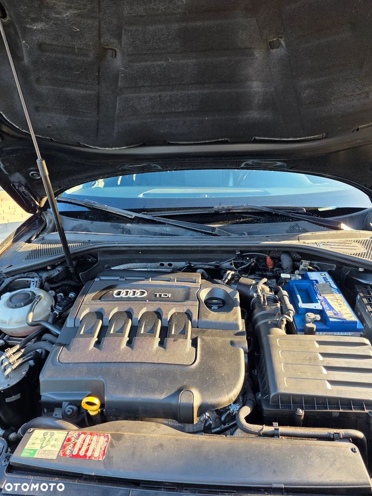 Audi A3 Sportback 2.0 TDI S tronic - 21