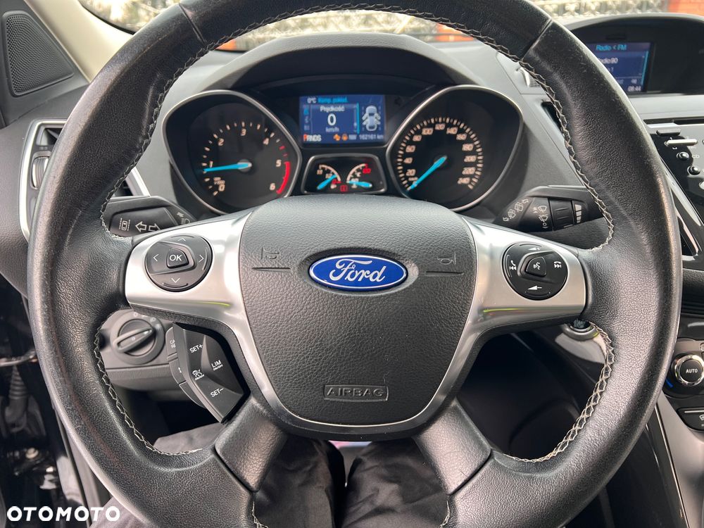 Ford Kuga 2.0 TDCi 4x4 Titanium - 37