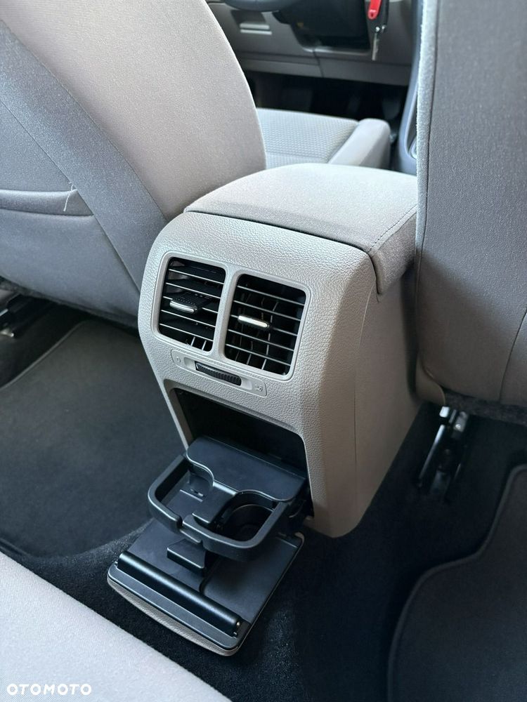 Volkswagen Golf - 19