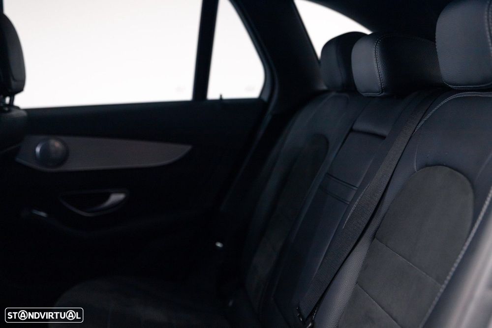 Mercedes-Benz GLC 220 d 4Matic 9G-TRONIC AMG Line - 21