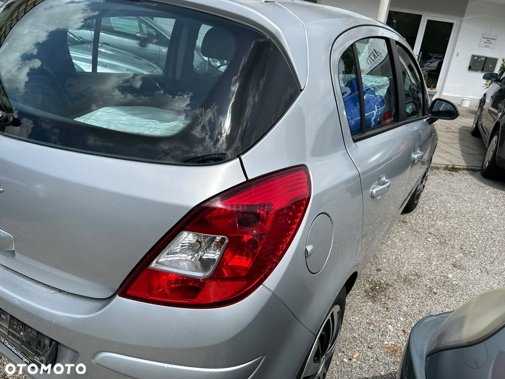 Opel Corsa - 5