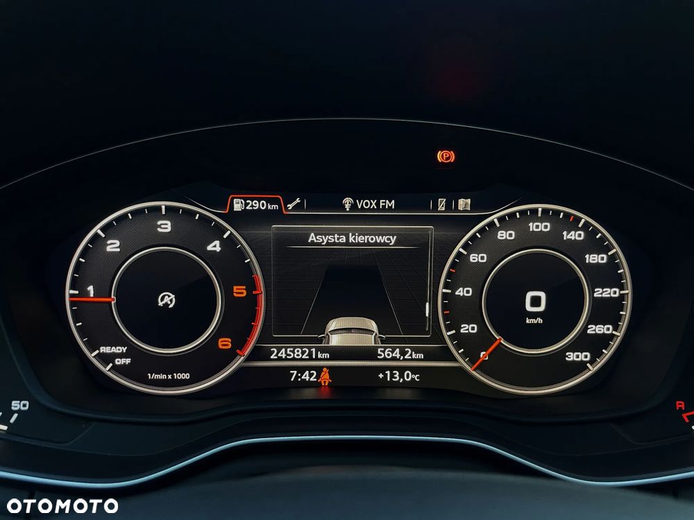 Audi A4 Avant 2.0 TDI Design - 22