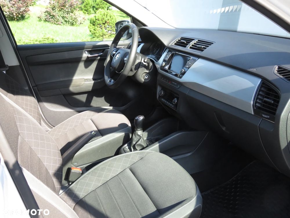 Skoda Fabia 1.0 Ambition Plus - 10