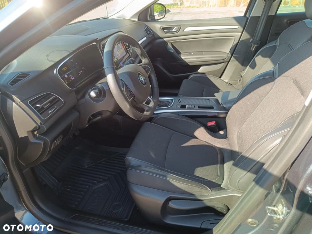 Renault Megane - 11
