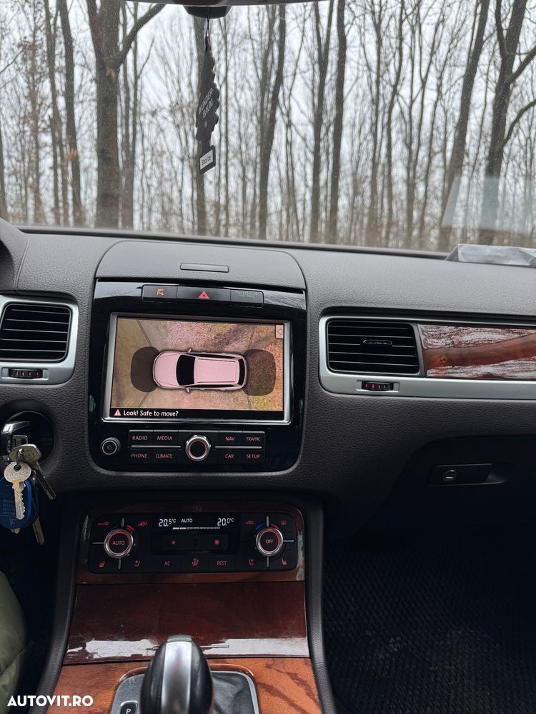 Volkswagen Touareg - 8