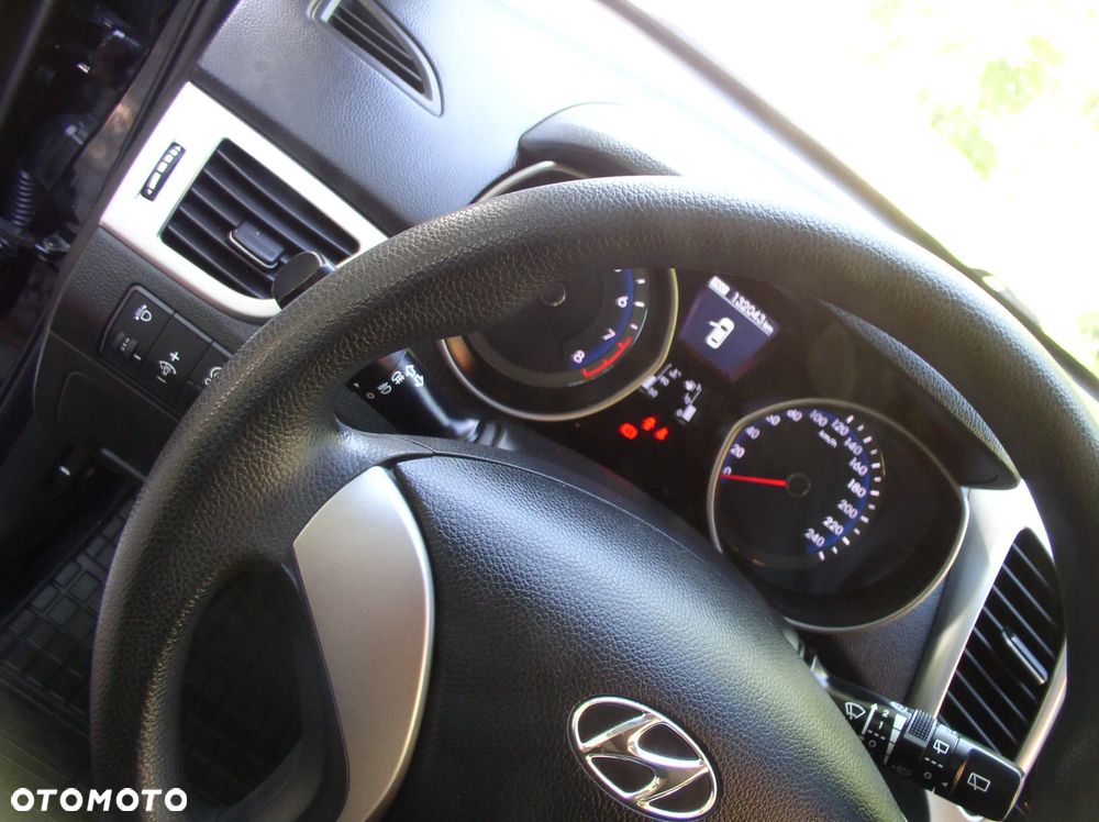 Hyundai i30 blue 1.4 Classic - 21