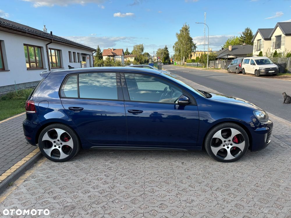 Volkswagen Golf 2.0 TSI GTI - 6