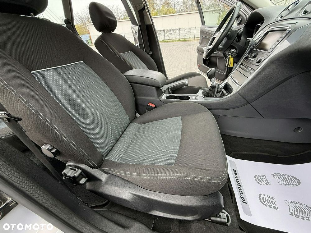Ford Mondeo 2.0 TDCi Titanium - 21