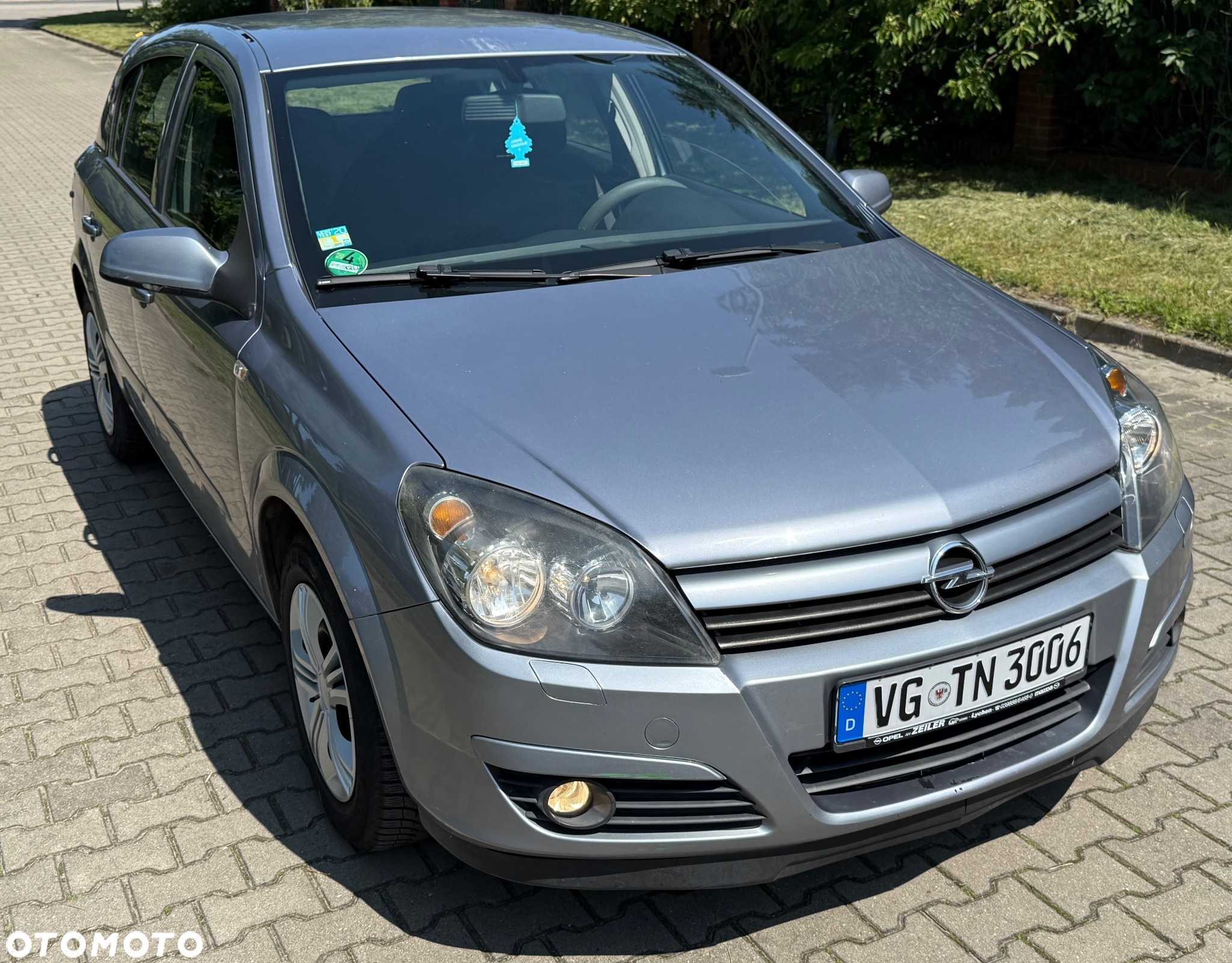 Opel Astra II 1.4 Club - 2