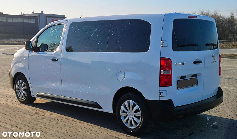 Peugeot Traveller - 3