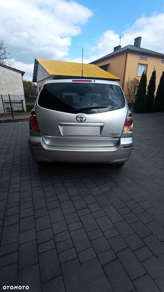 Toyota Corolla Verso 1.8 Gold - 2