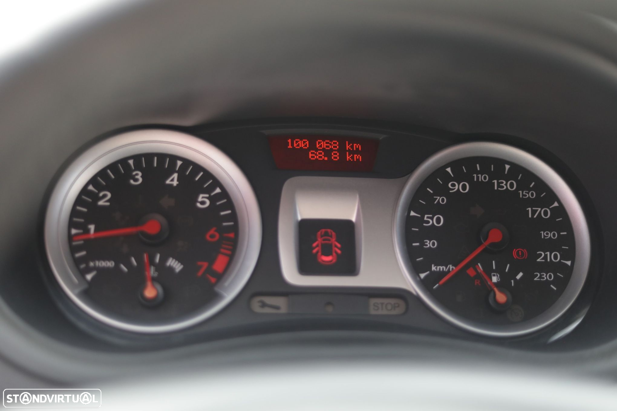 Renault Clio 1.2 TCE Dynamique S - 9
