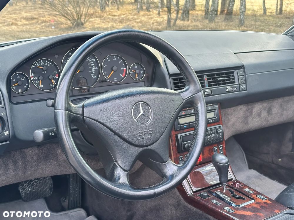 Mercedes-Benz SL - 30