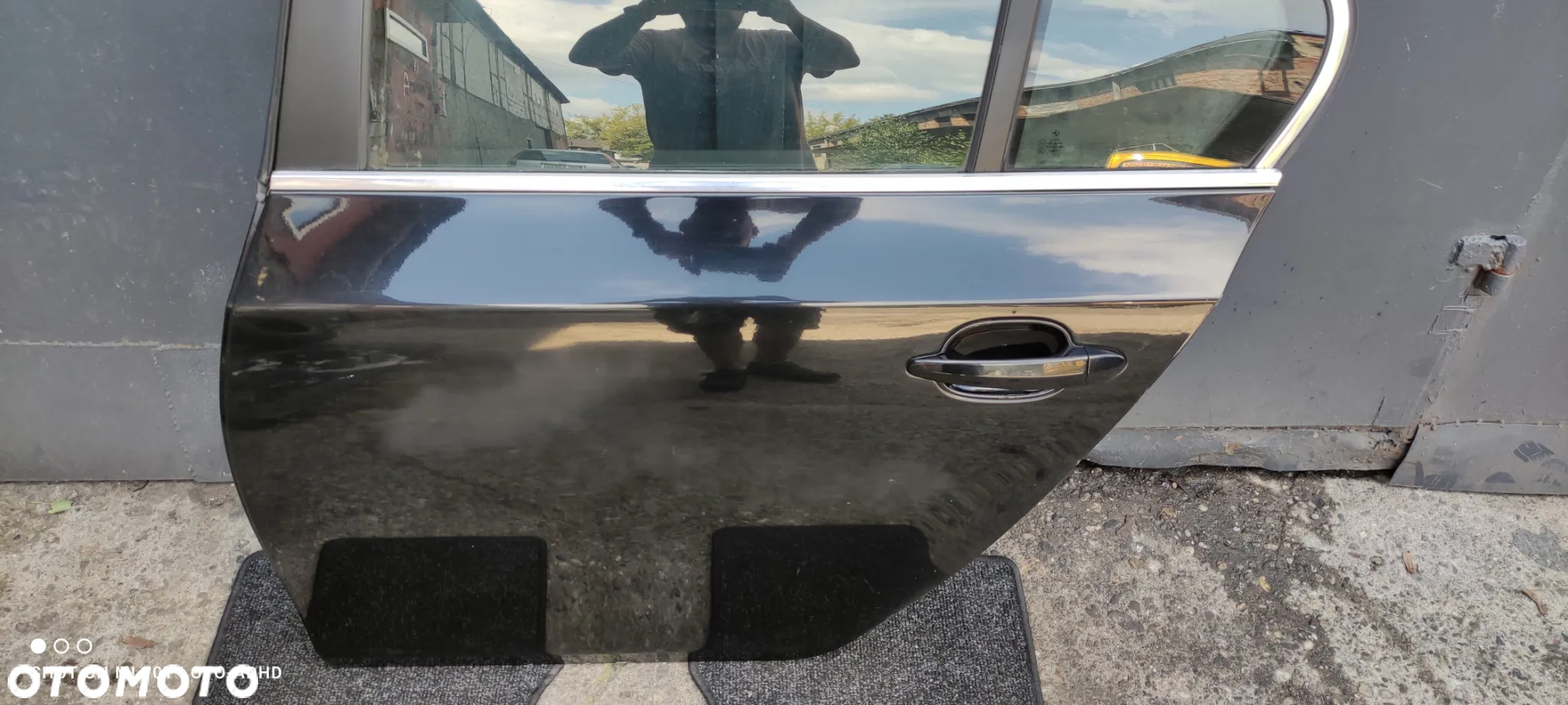 Drzwi tylne lewe tył lewy BMW e60 schwarz 2 668/9 - 2