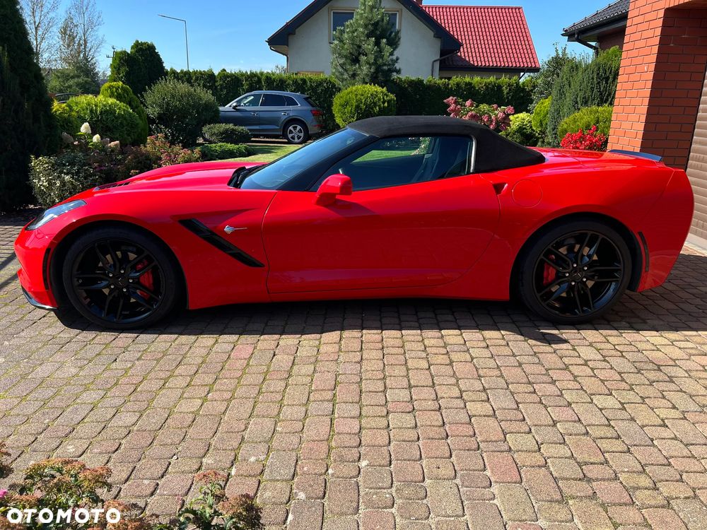 Chevrolet Corvette - 4