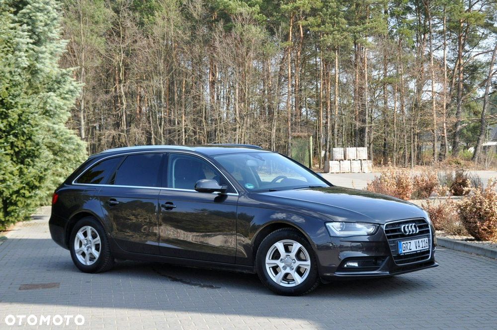 Audi A4 Avant - 4