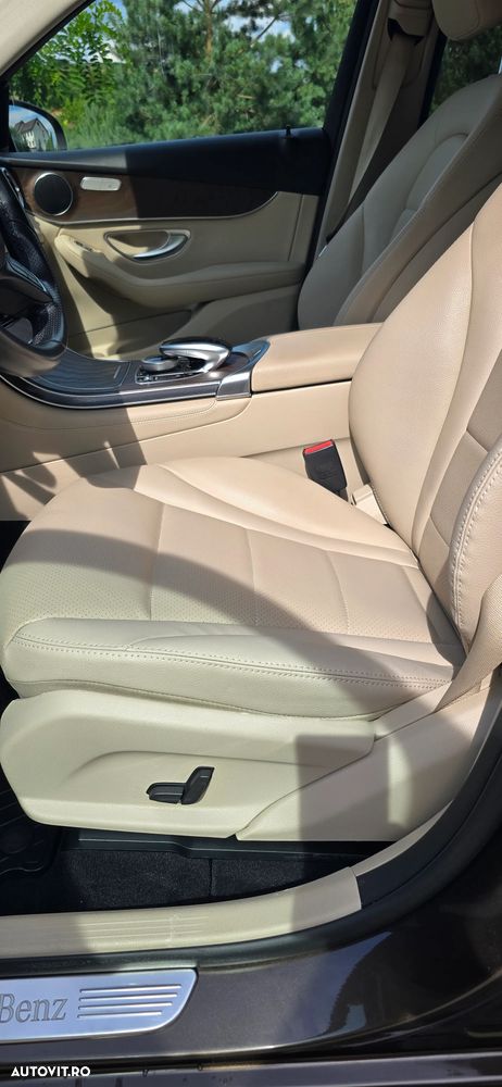 Mercedes-Benz GLC - 31