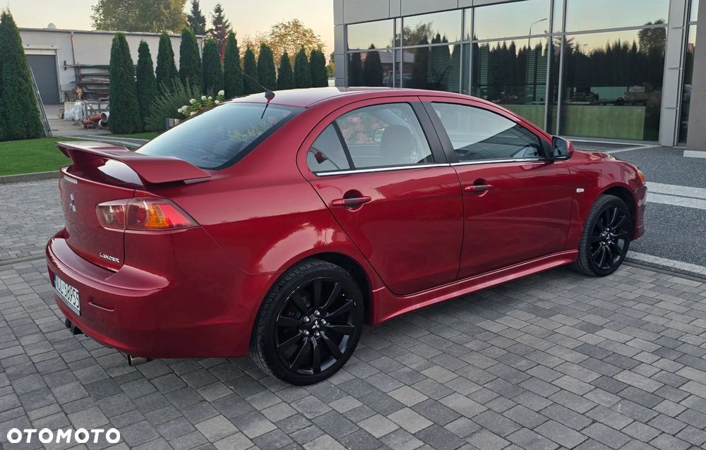 Mitsubishi Lancer - 12