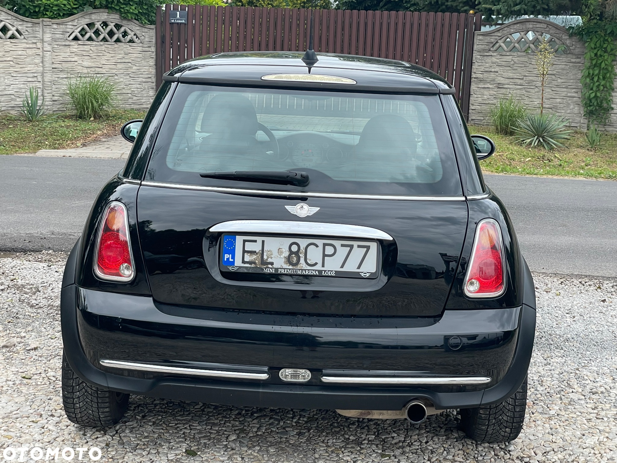 MINI ONE - 2