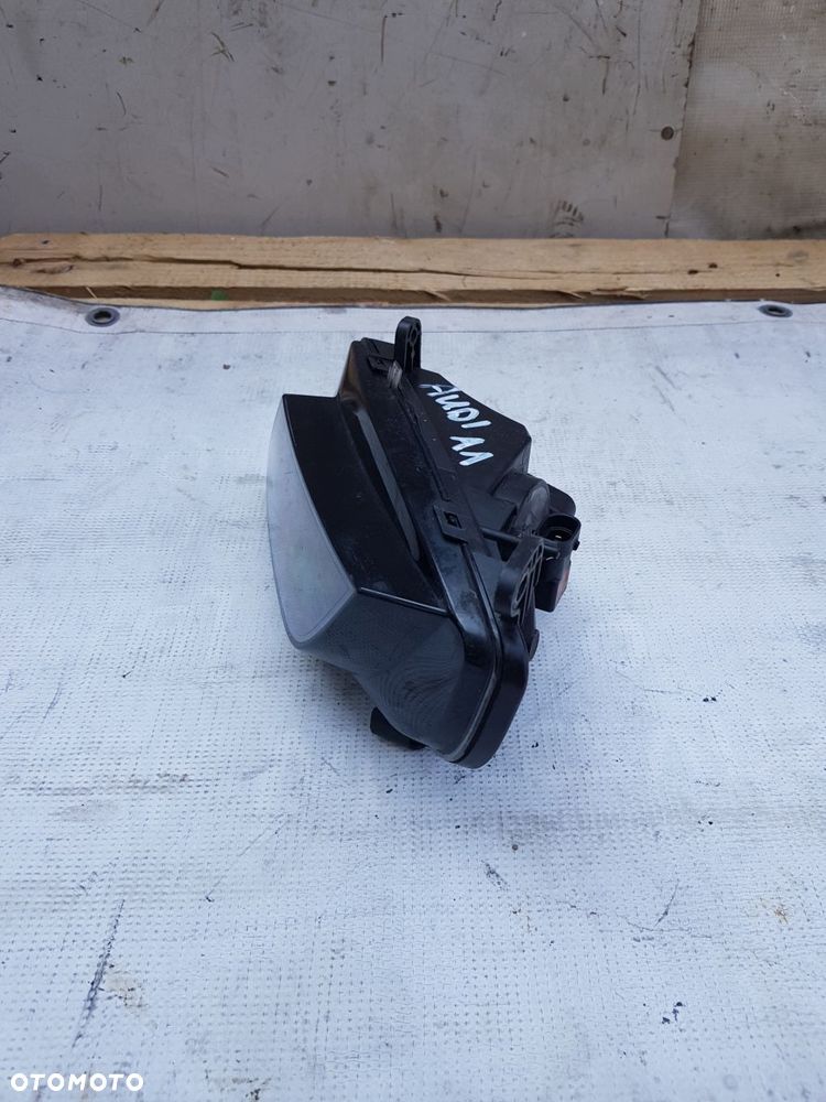 halogen prawy 8k0941700 audi a4 b8 lift 2012-2015 - 3