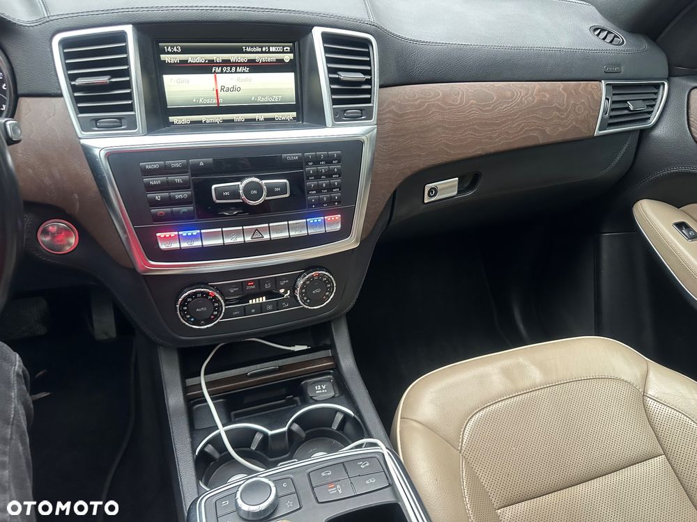 Mercedes-Benz GL 350 BlueTEC 4Matic 7G-TRONIC - 22