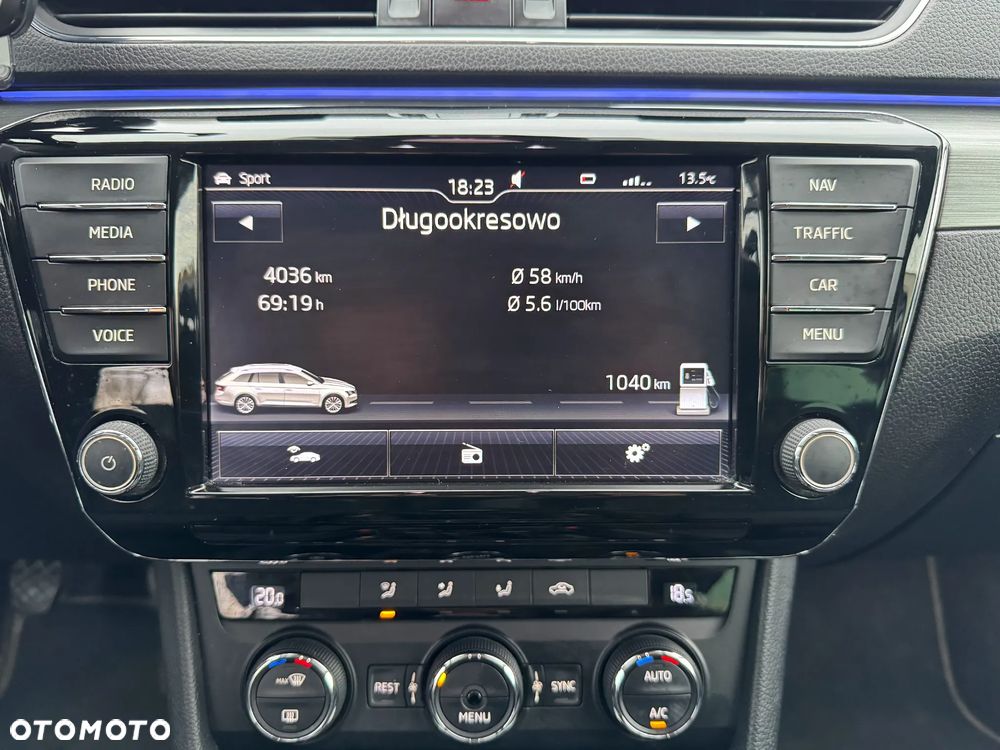 Skoda Superb 2.0 TDI Sportline - 12