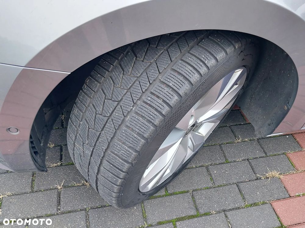 Skoda Superb 2.0 TDI 4x4 L&K DSG - 15