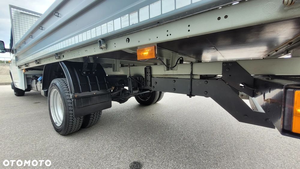 Iveco Gazelle NN - 17