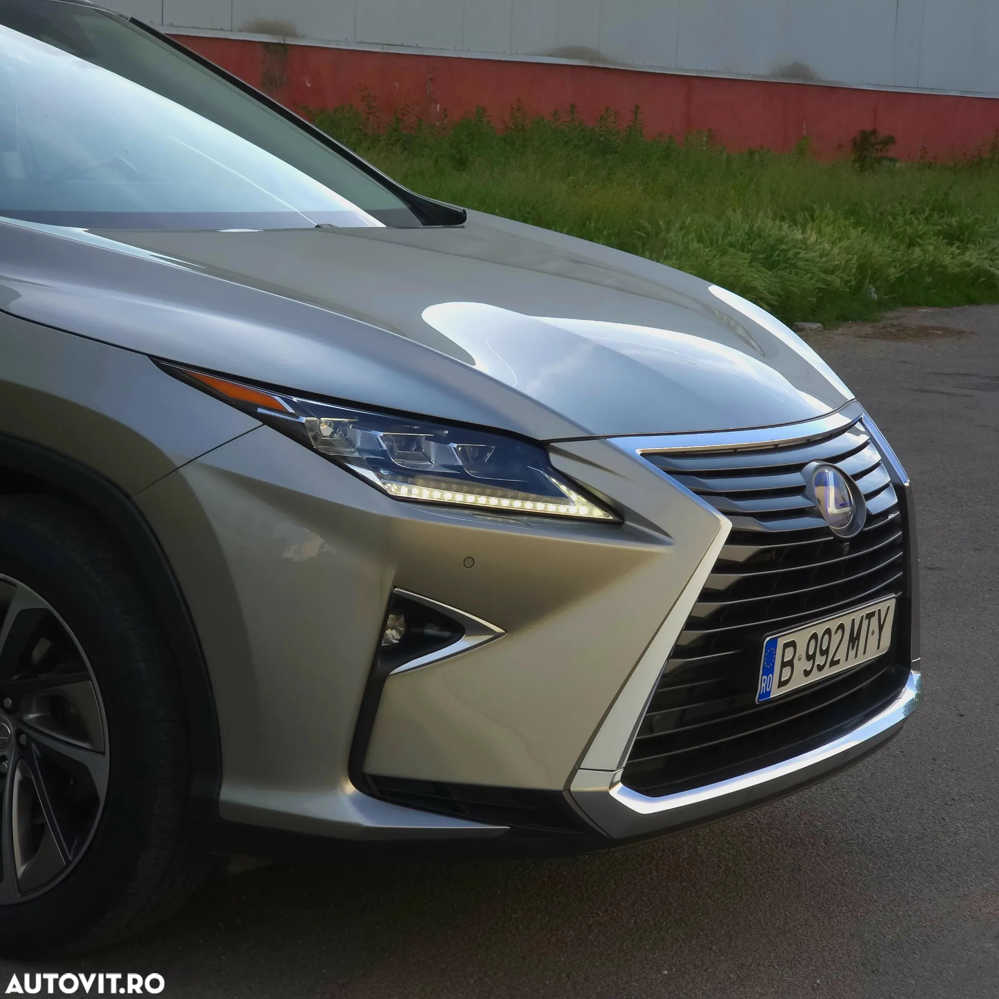 Lexus Seria RX - 3