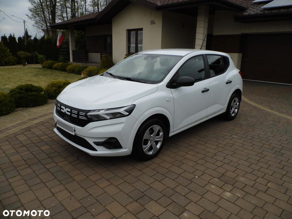 Dacia Sandero - 1