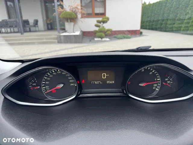 Peugeot 308 - 14