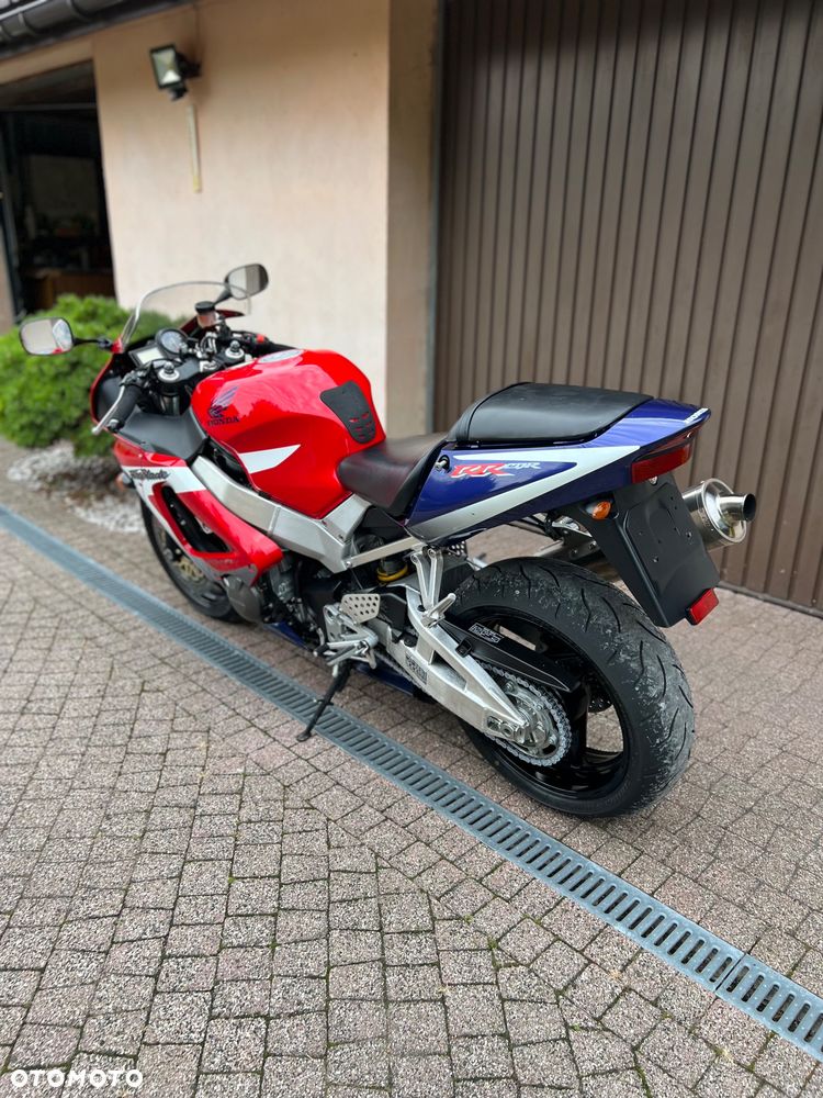 Honda CBR - 21